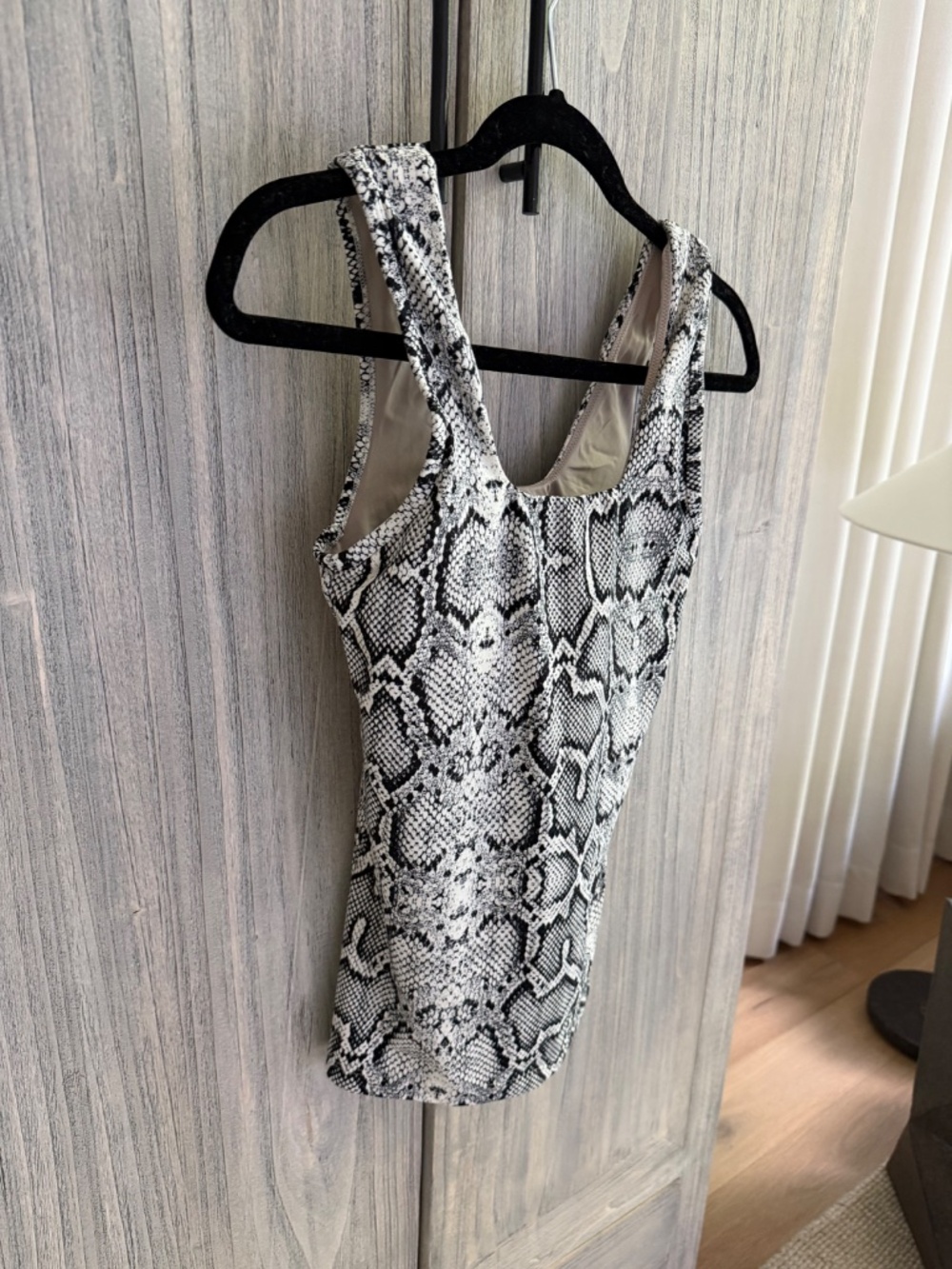 Varley Python Tank - Picture 3 of 4